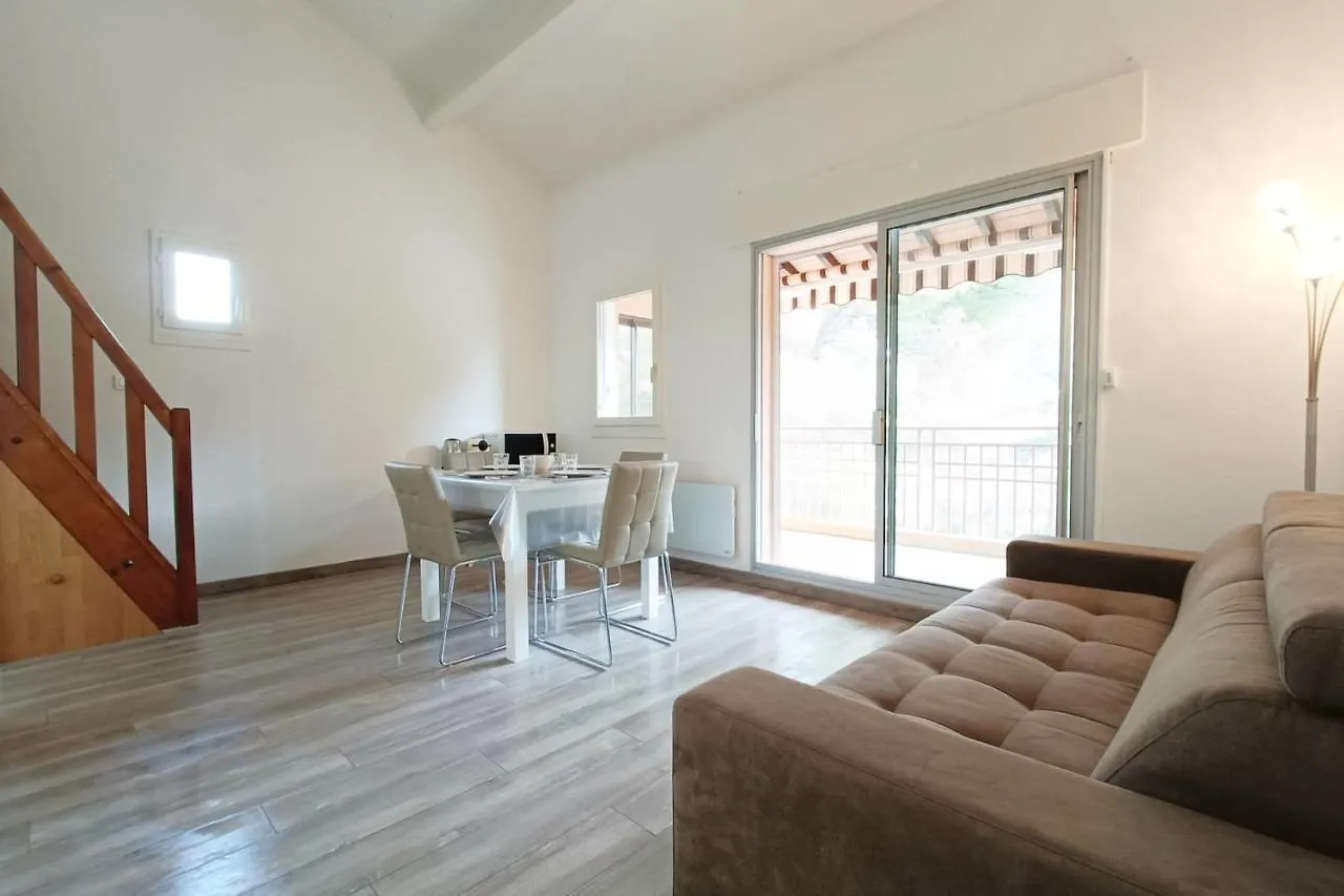 Spacious Sea View Apart At 50M From The Beach Bandol 0*,  France